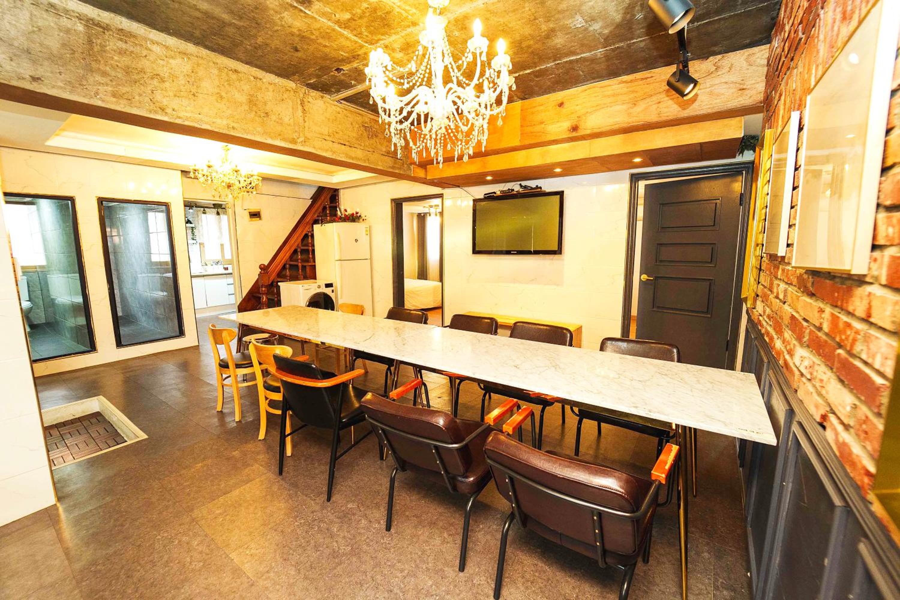meeting & event spaces