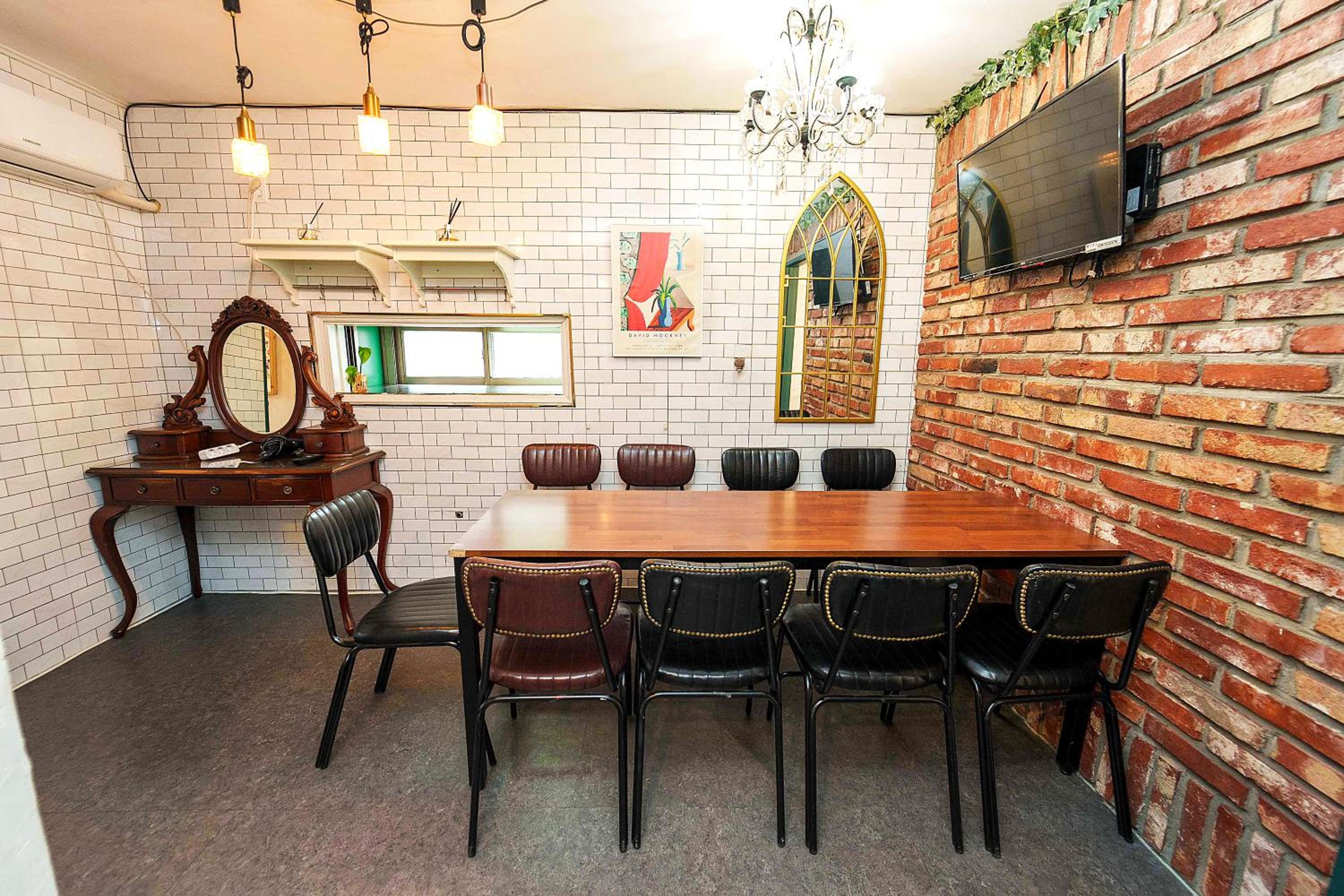meeting & event spaces