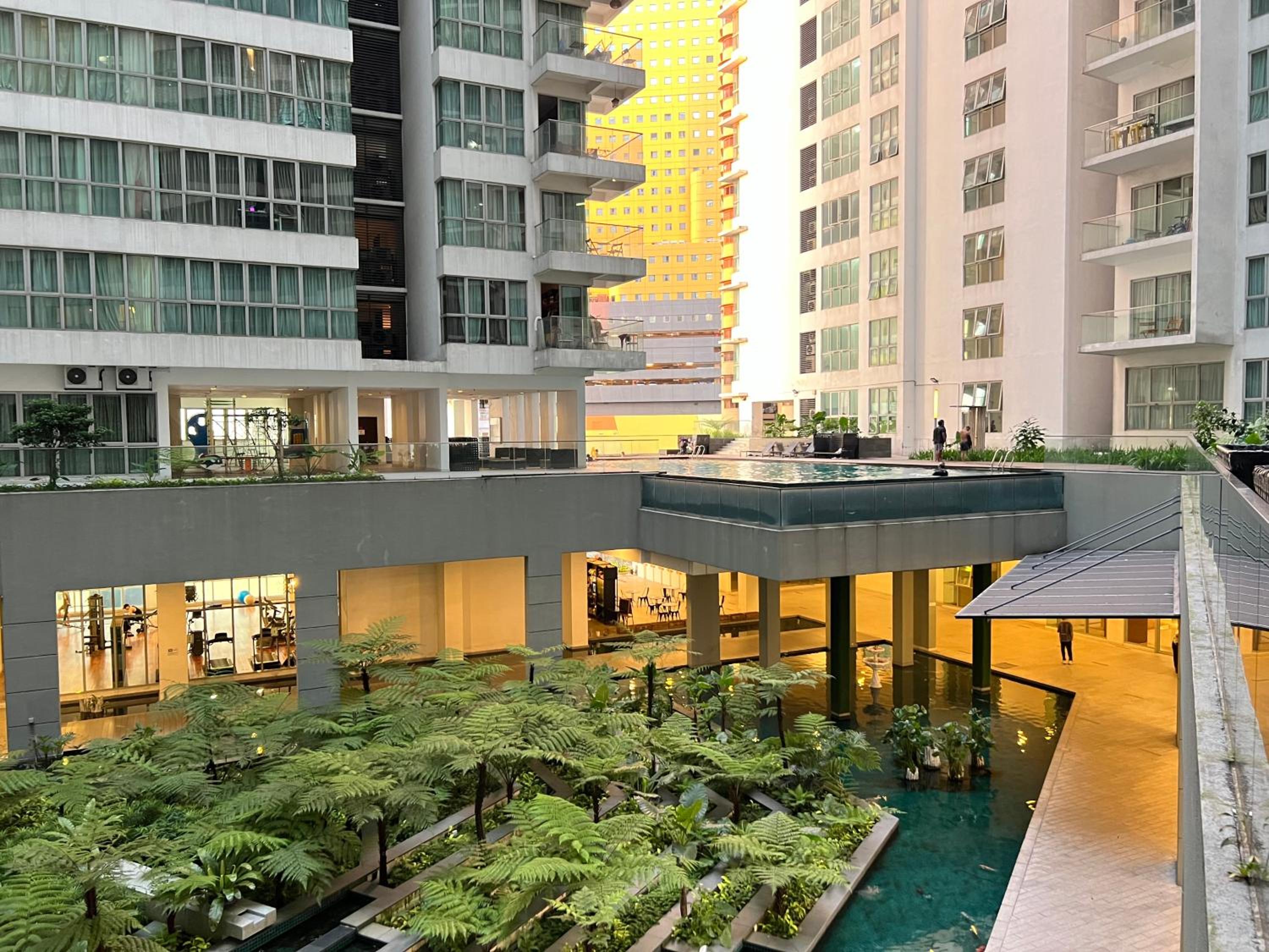 Regalia Suites Skypool View KLCC by Enjoy your stay