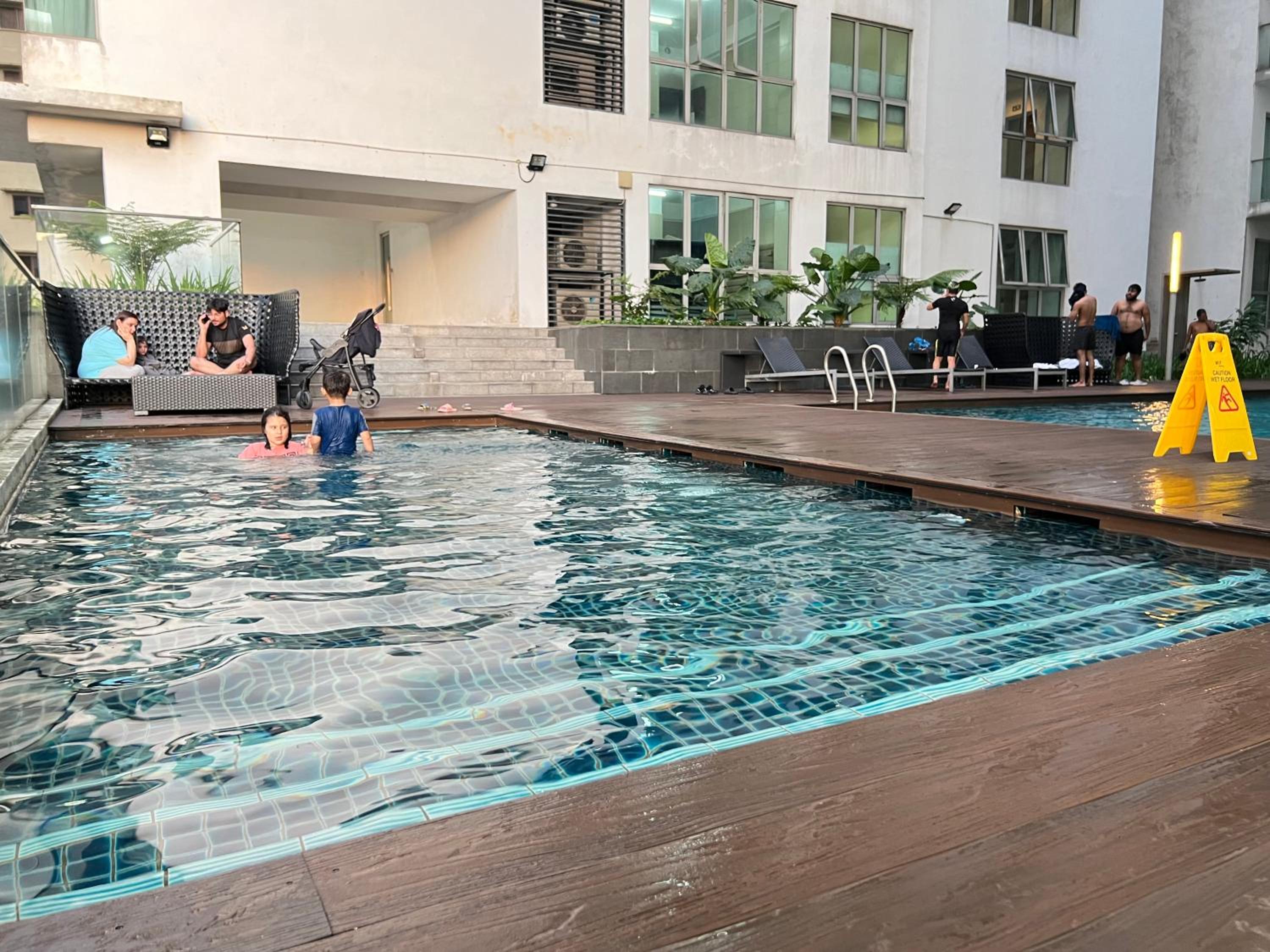 Regalia Suites Skypool View KLCC by Enjoy your stay