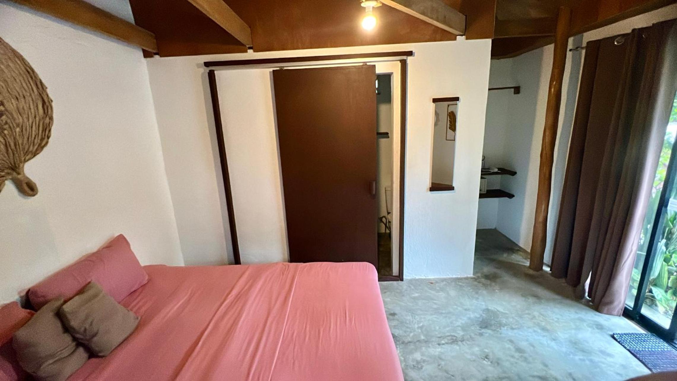 Yay Lodge SIARGAO, private room 4 with AC & hot shower and fast Starlink Wifi view 4