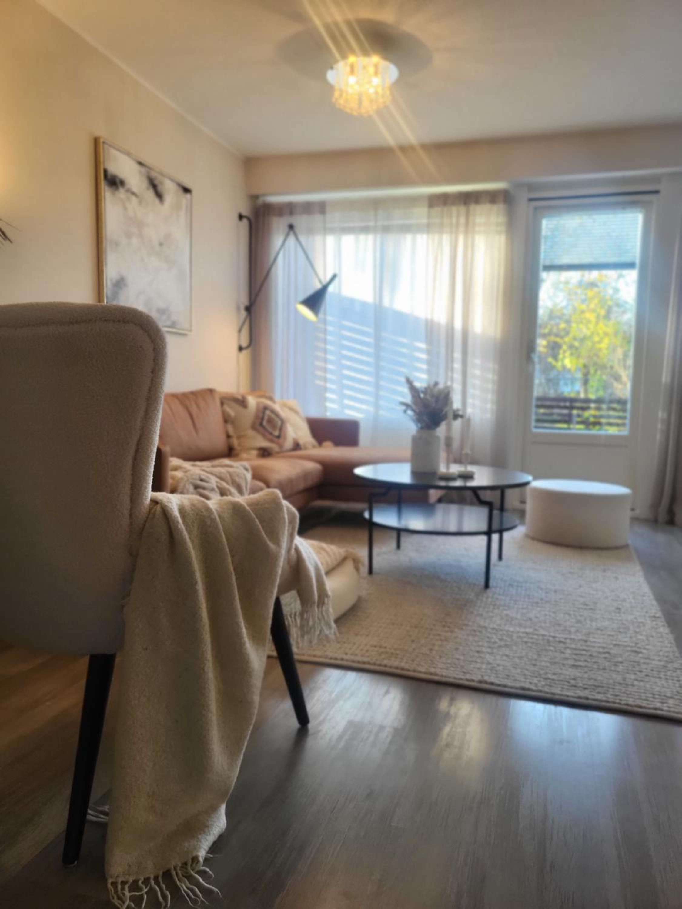 Cozy apartment by the river