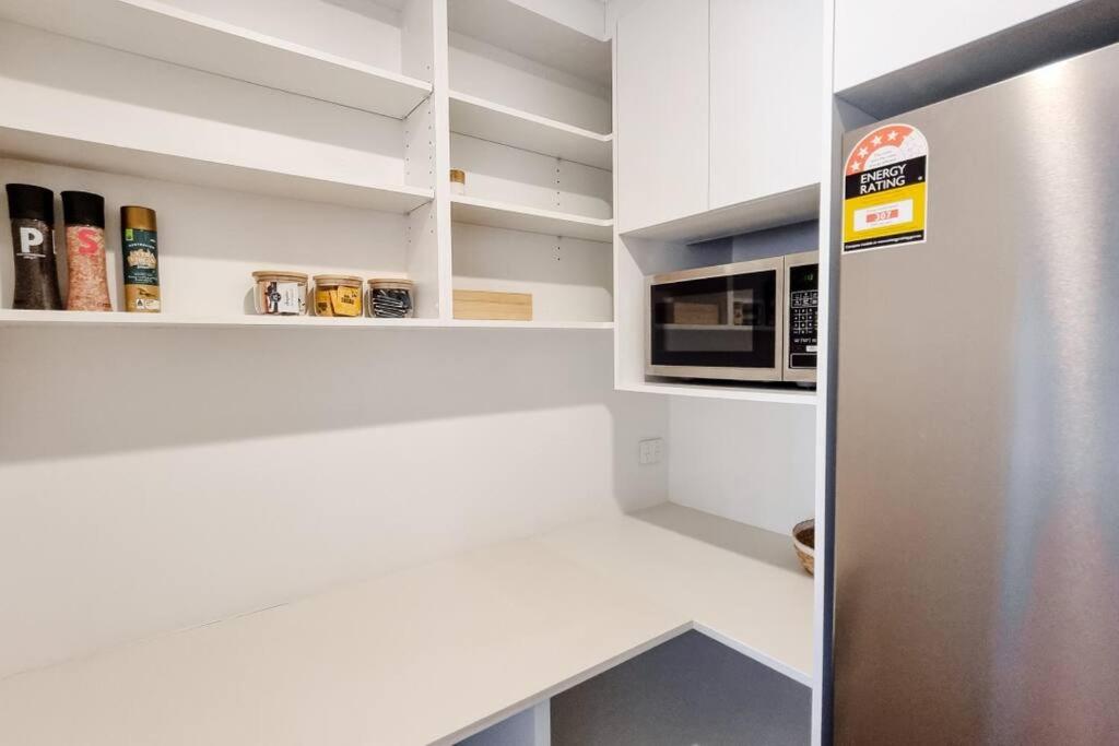 Stylish Stay 4BR Central Wagga