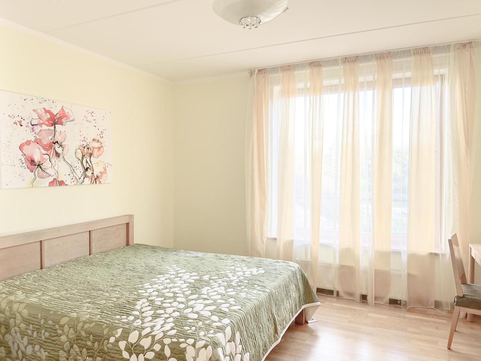Elite centre, free parking, ultra-desirable 1 of 1, lux view