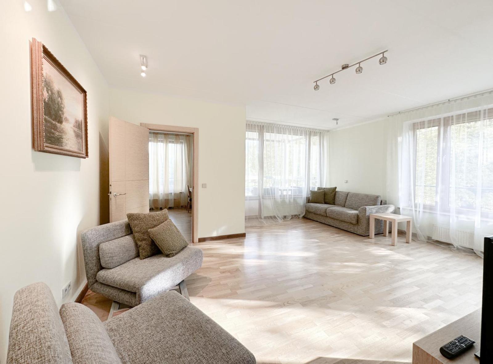 Elite centre, free parking, ultra-desirable 1 of 1, lux view