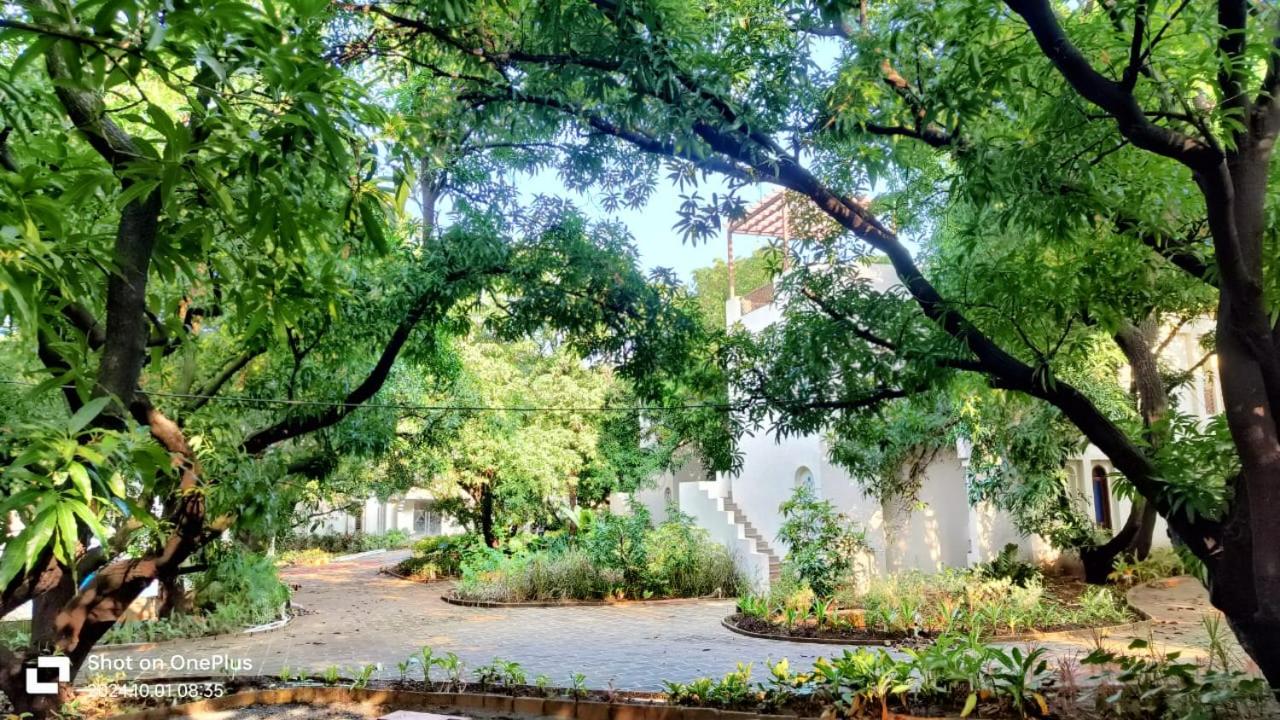 Le Casa Lion Resort A Premium Resort In Sasan Gir