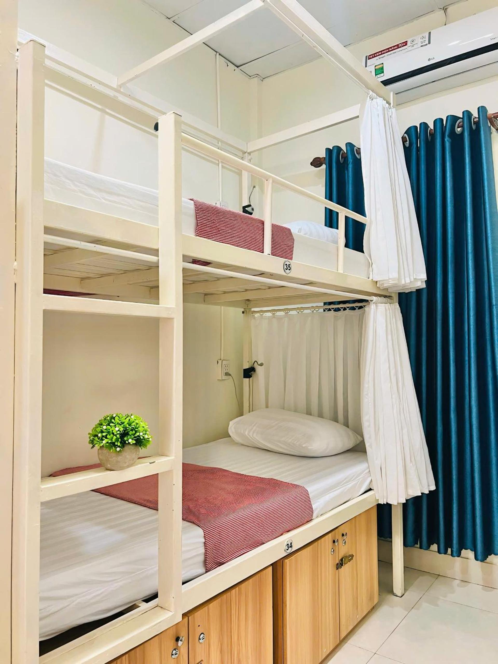 Amy 2 Hostel Hue