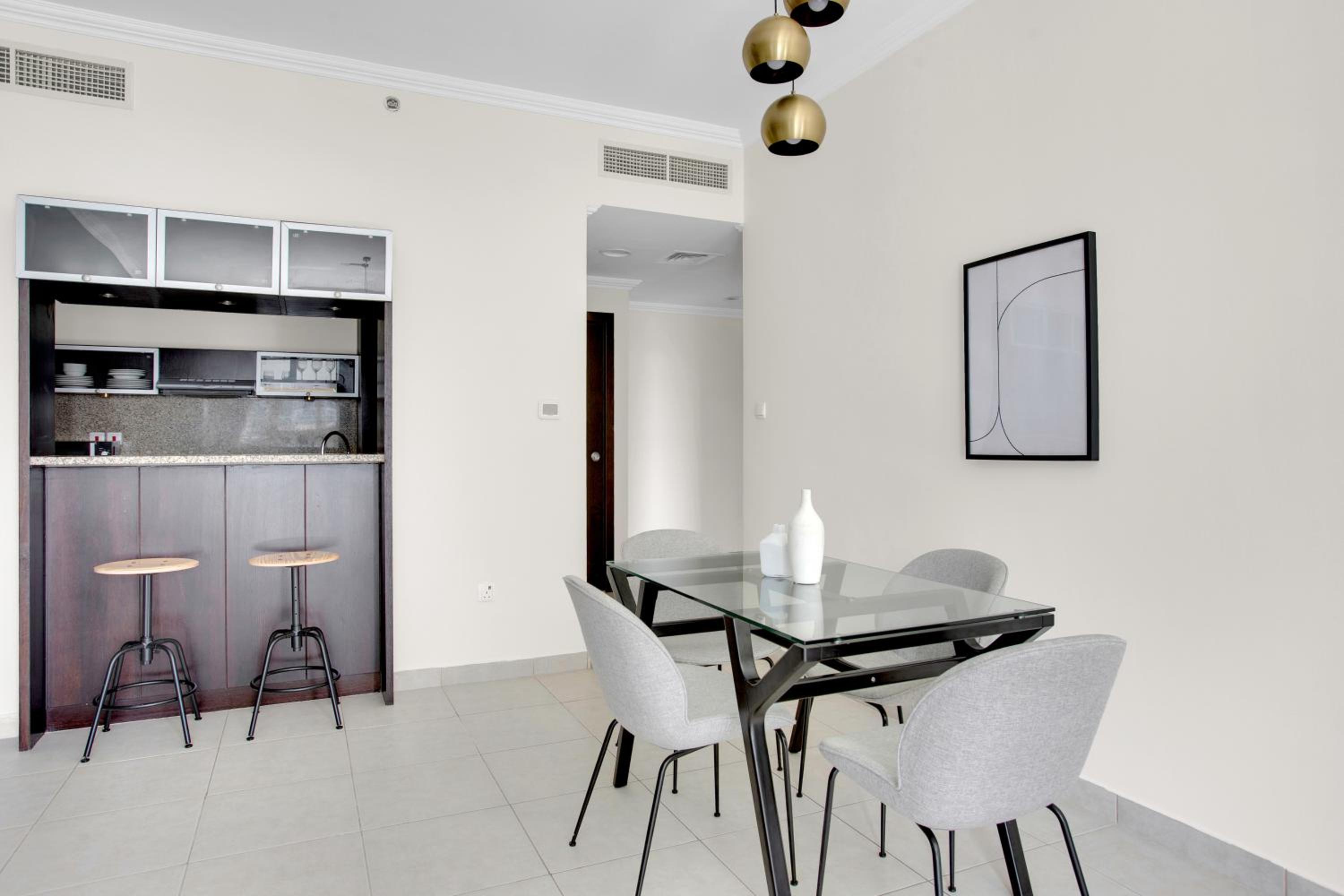 Marina Quays West, Dubai Marina - Mint Stay