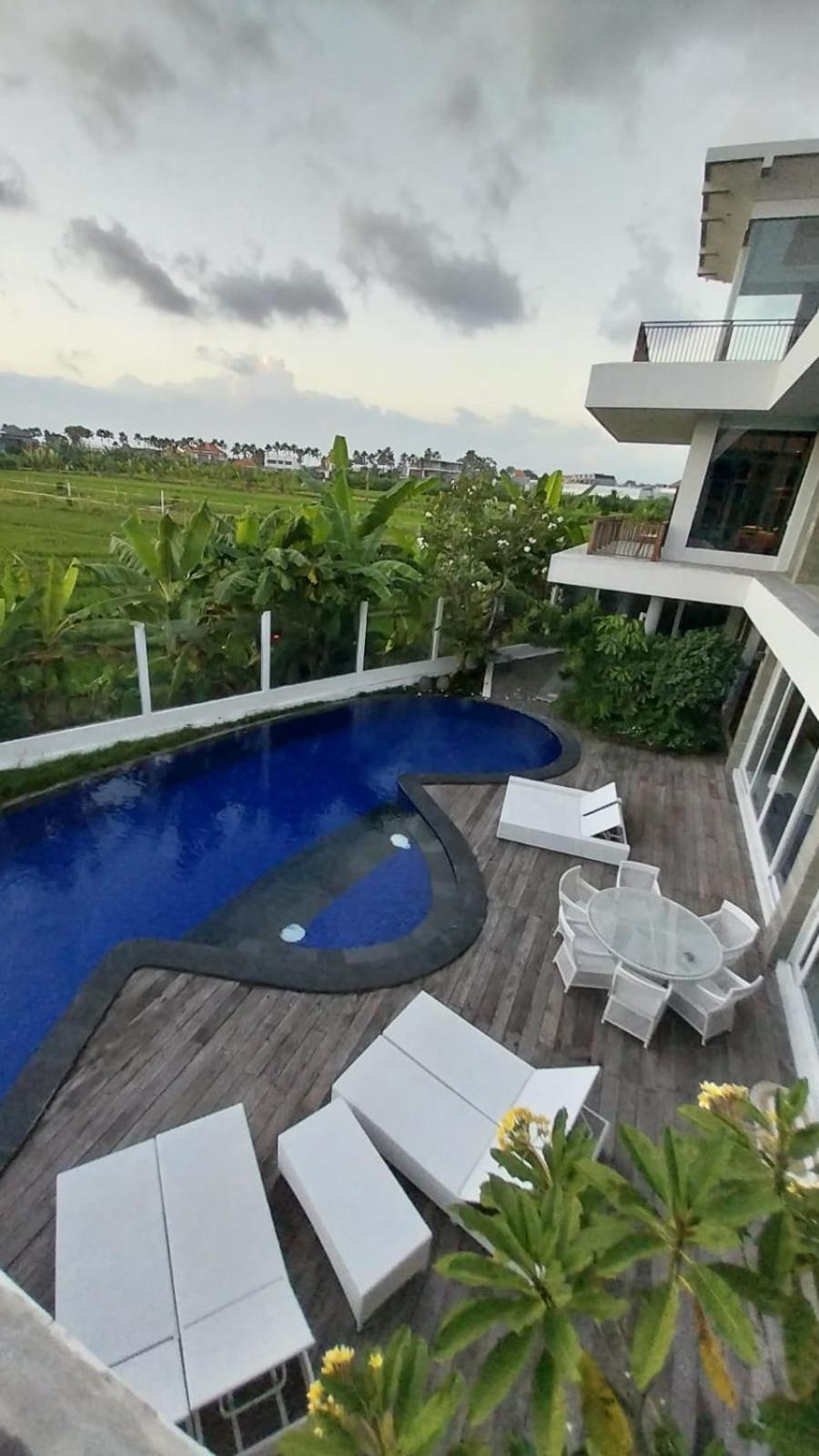 Athaya Mansion