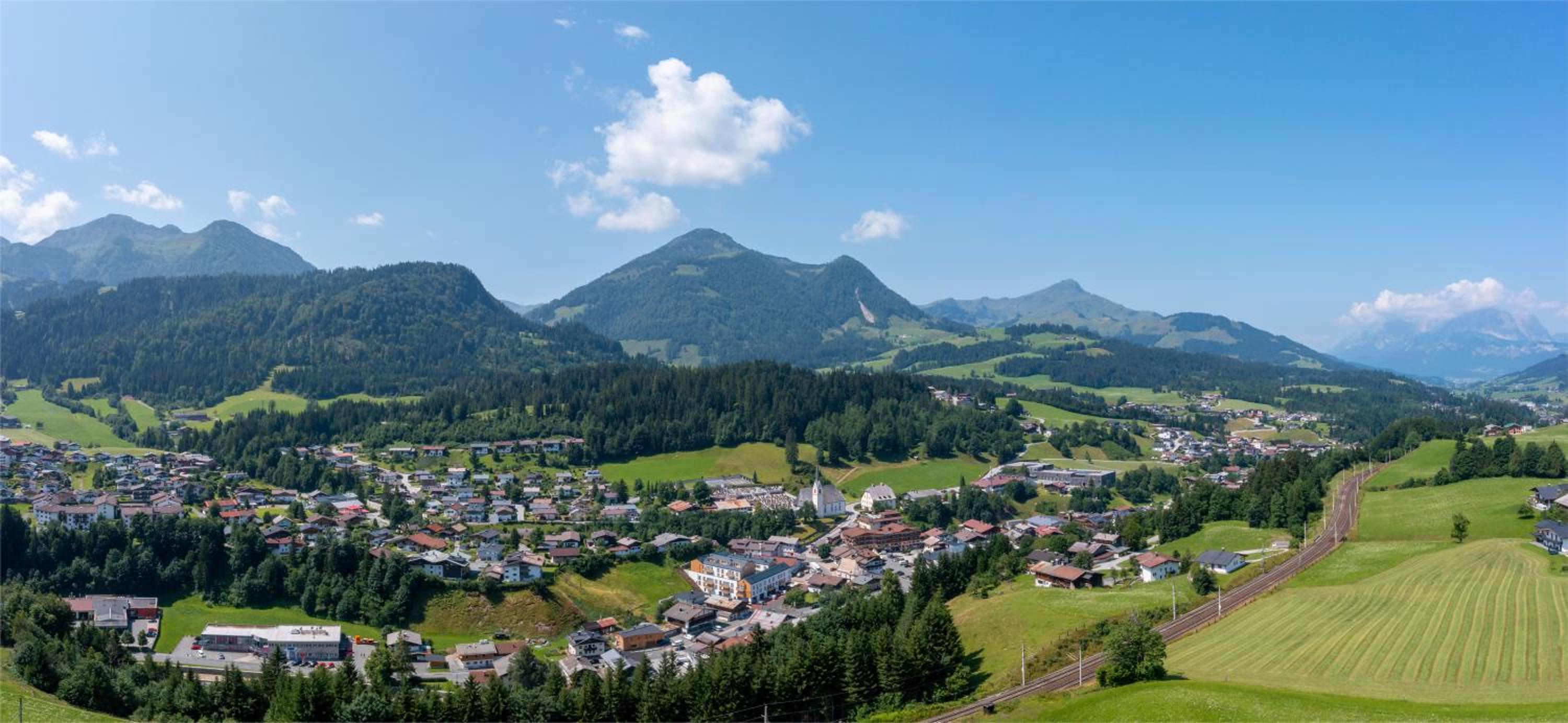 Haus Central Fieberbrunn by Alpine Host Helpers
