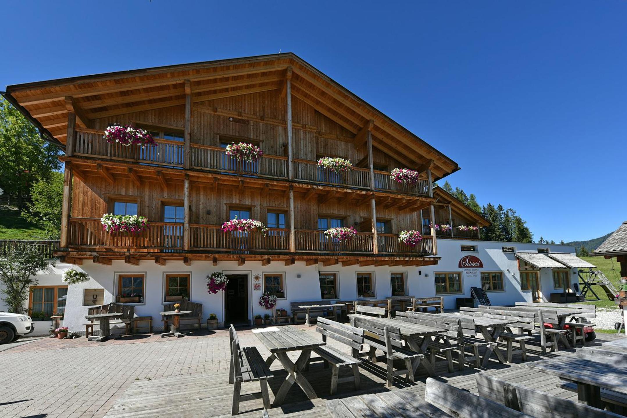 Photo 23