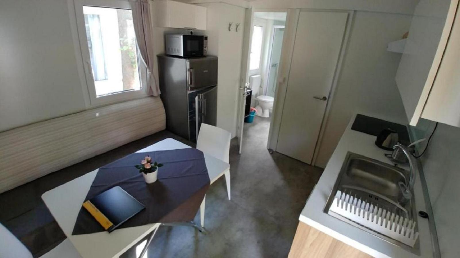 Victoria Mobilehome by Ville degli Ulivi view 2