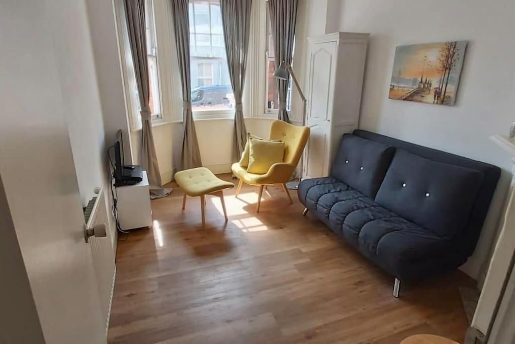 Victorian Flat in the Heart of London - main view