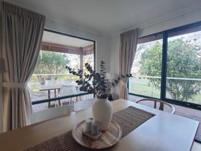 Karri Mia Chalets and Studios