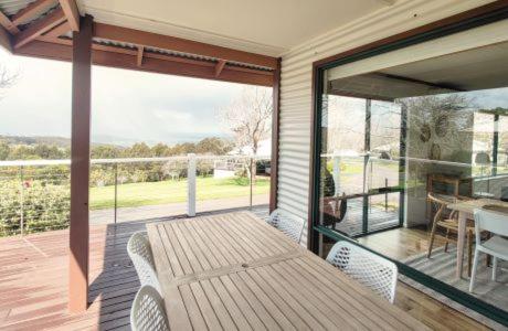 Karri Mia Chalets and Studios