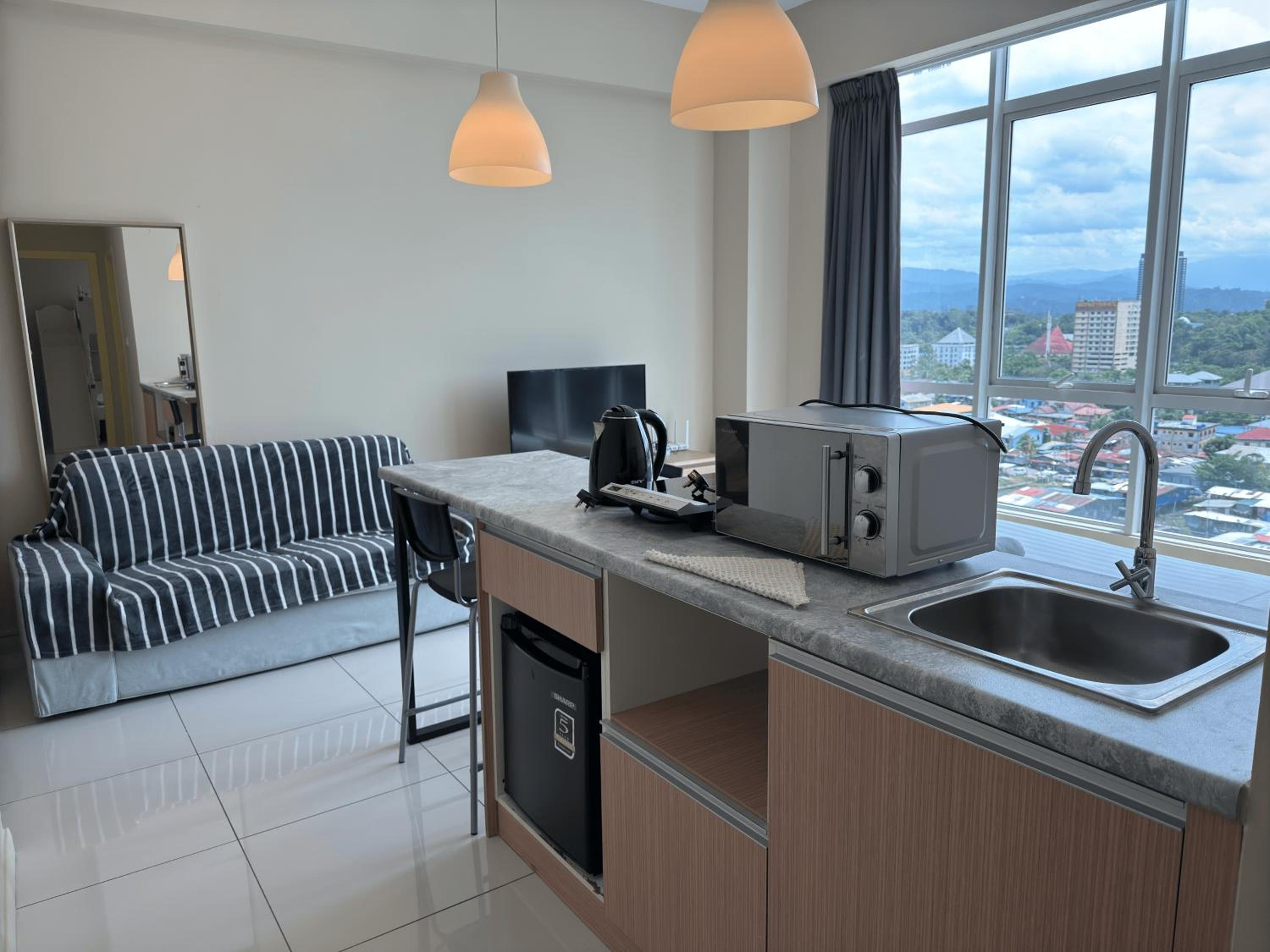 Sutera Avenue Kota Kinabalu City Centre LW Suites view 3