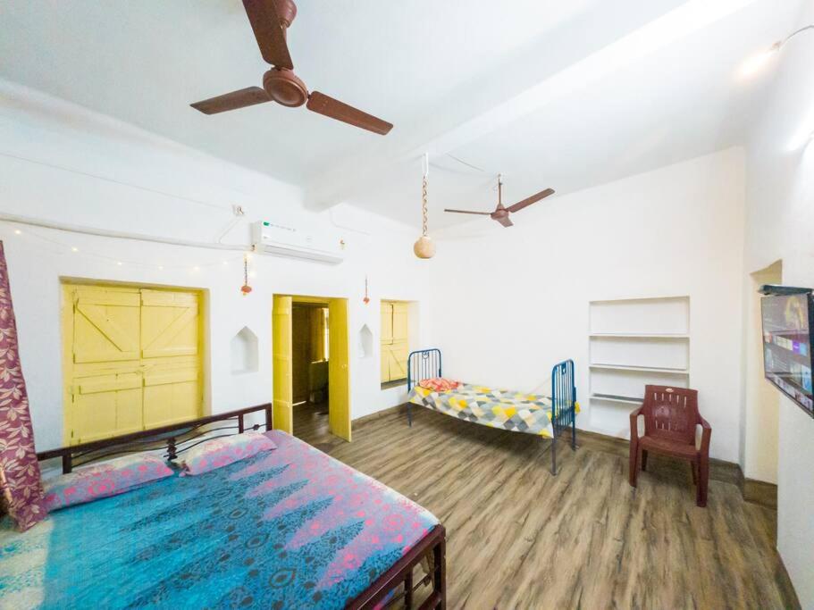 Old kolkata styled house with morden amenities view 5
