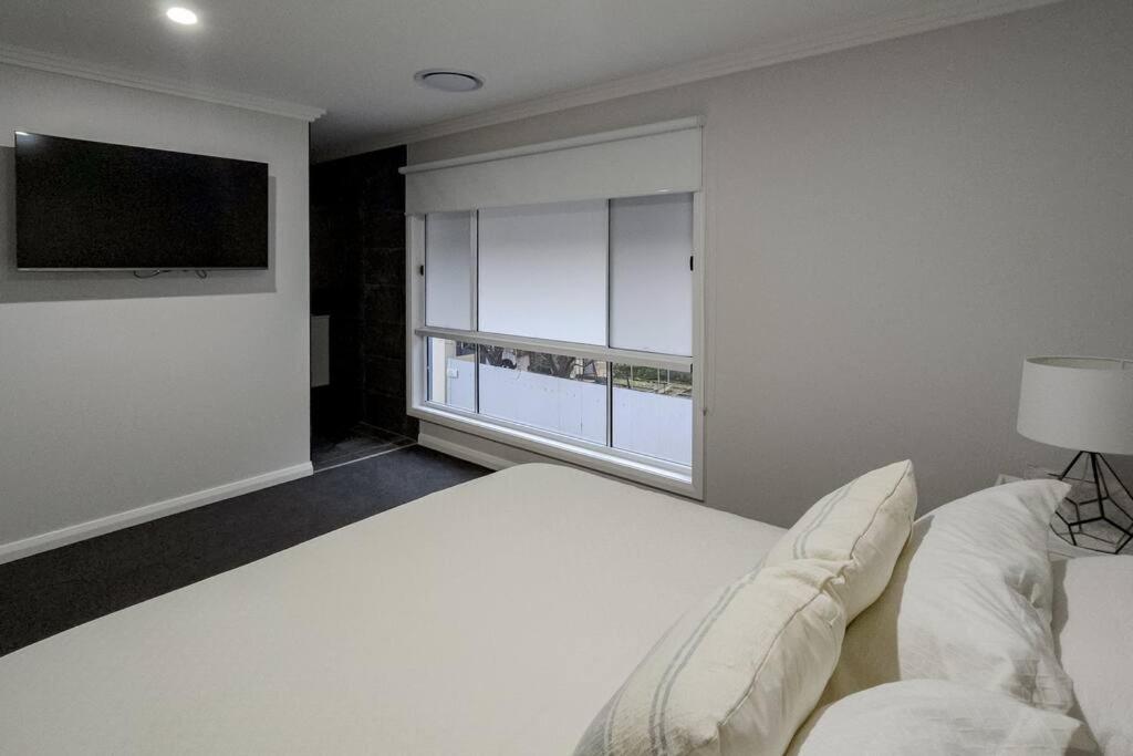 'Lumeah' - Apartment 1 Central Wagga