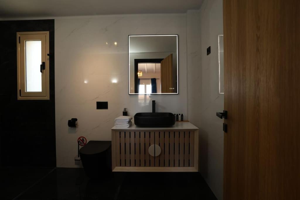 Sumelia Villa
