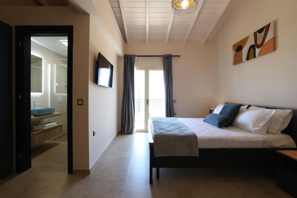 Sumelia Villa
