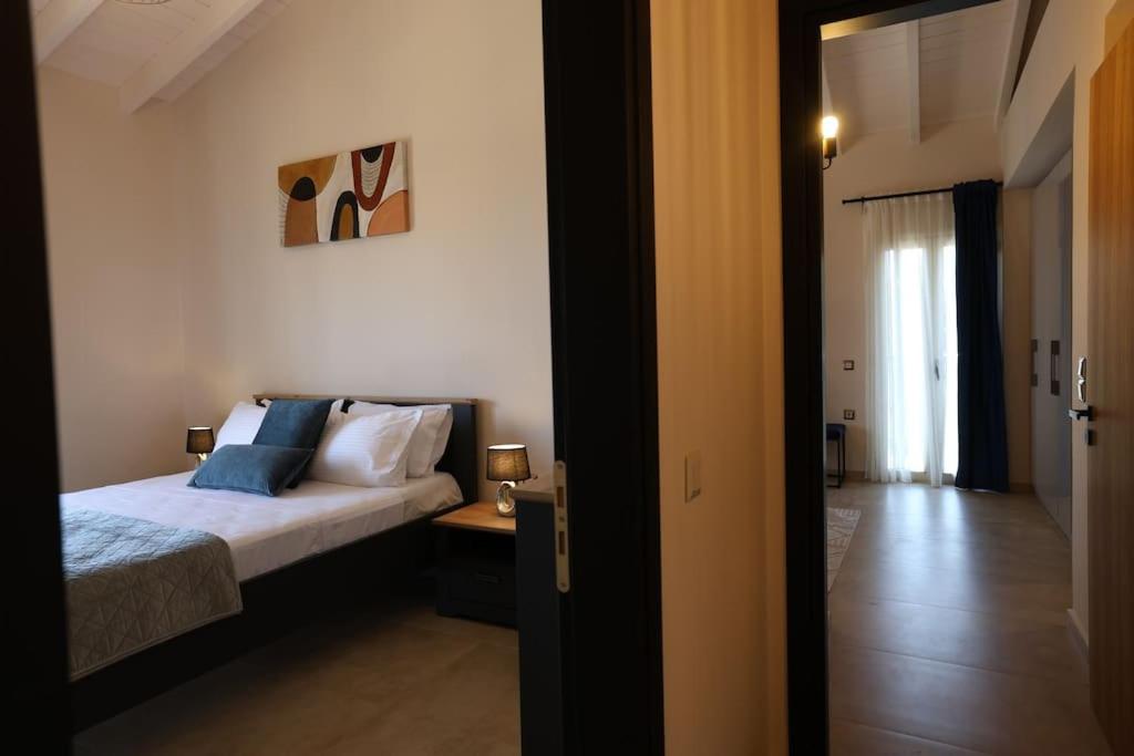 Sumelia Villa