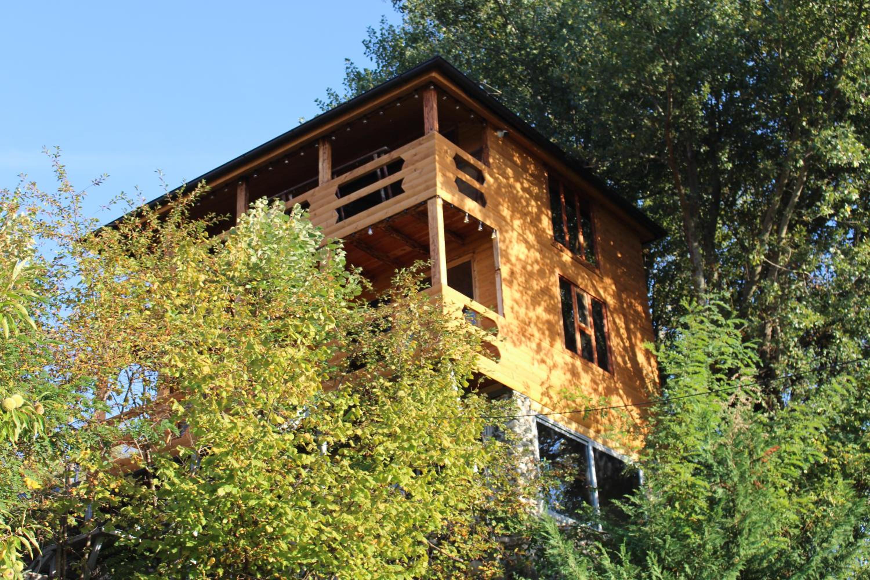 Oda Tradicionale, Bujtinë & Restorant
