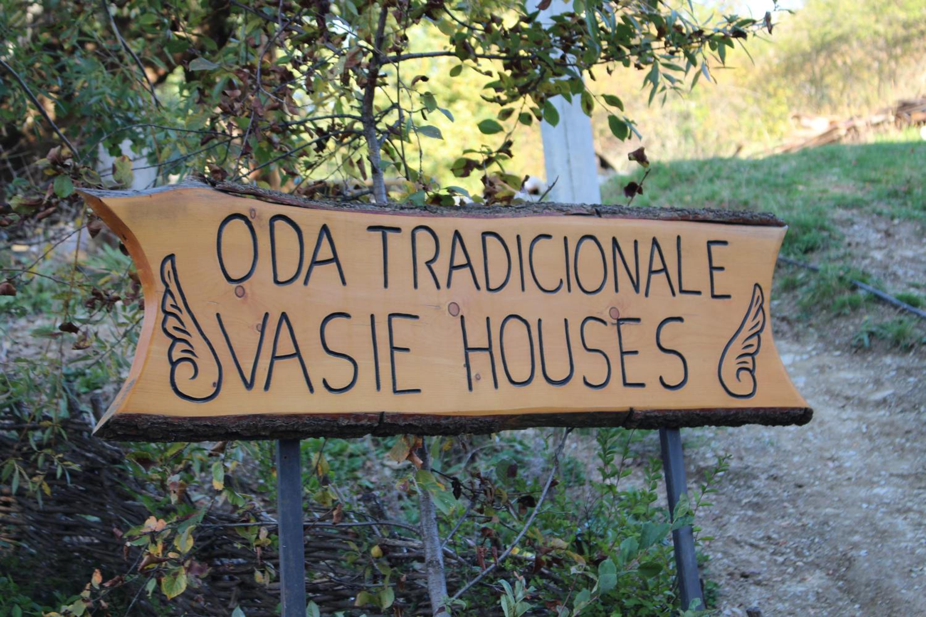 Oda Tradicionale, Bujtinë & Restorant