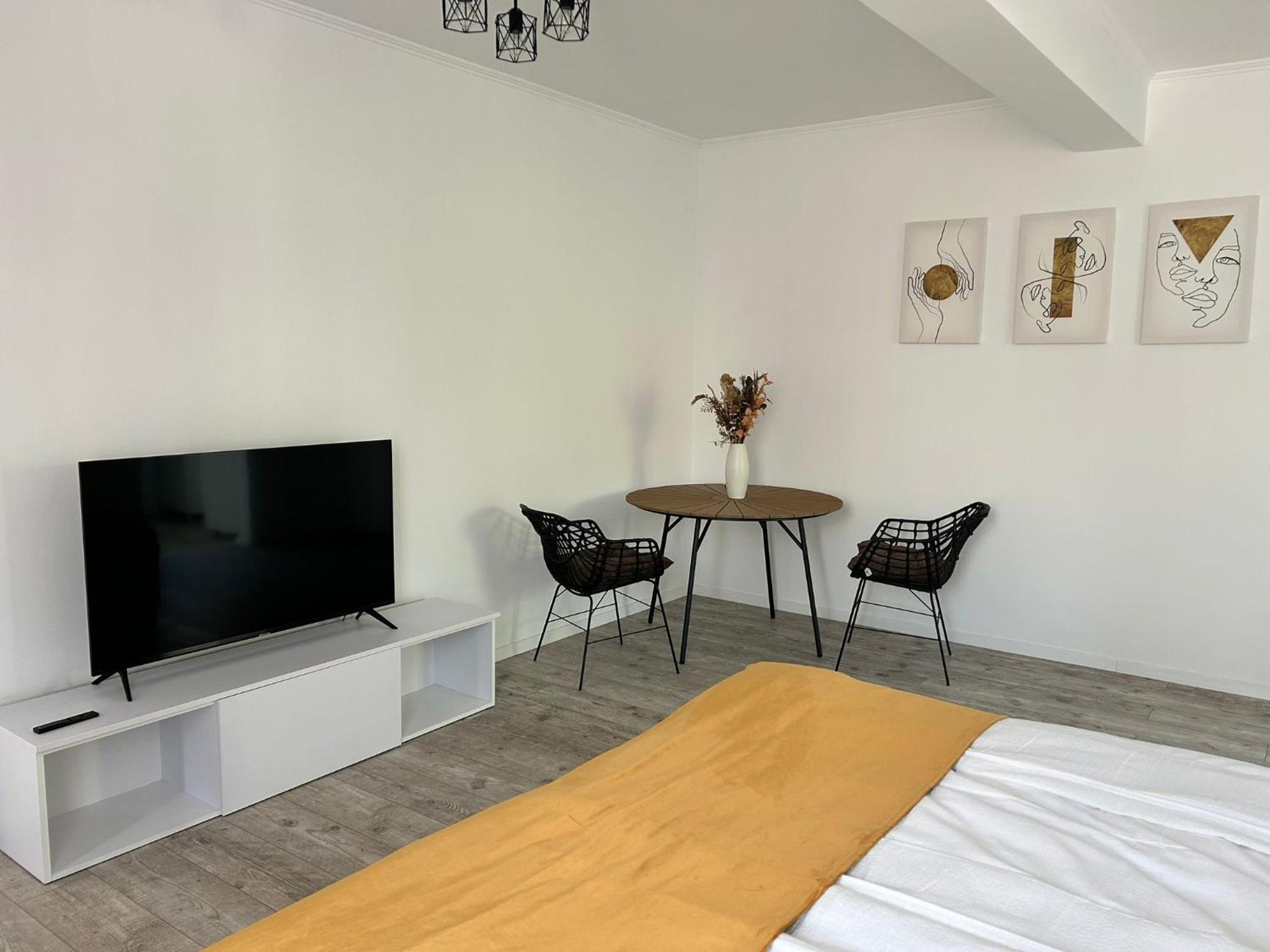 Axon Apartments