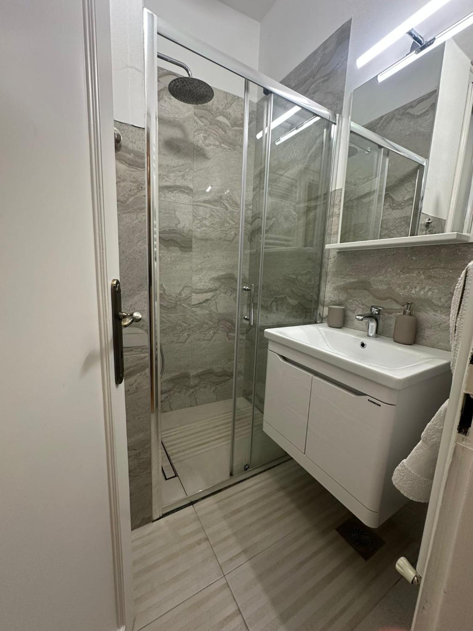 Urban apartments 3 view 3
