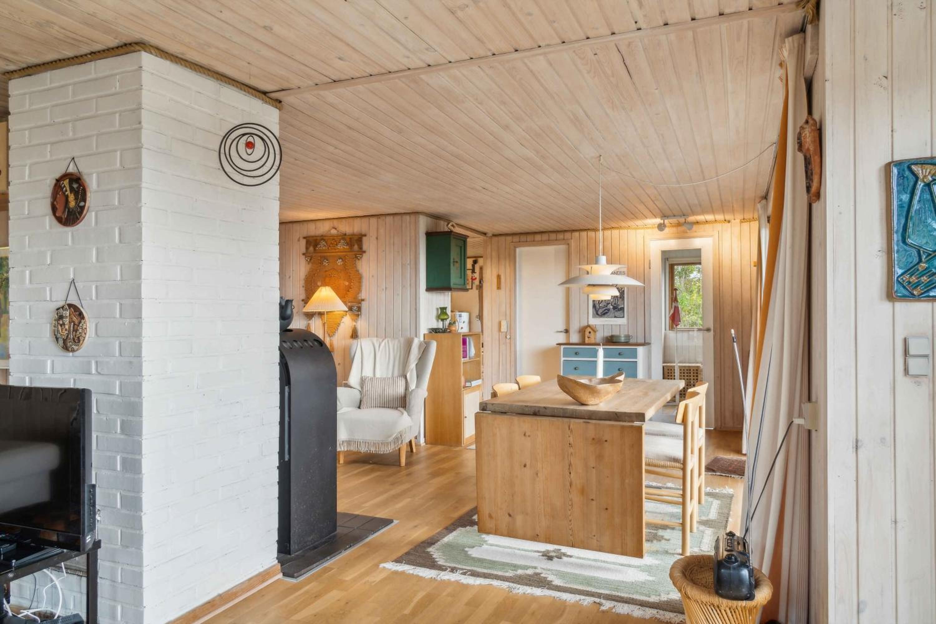 Cozy Summer House With View To The See And Nature view 3