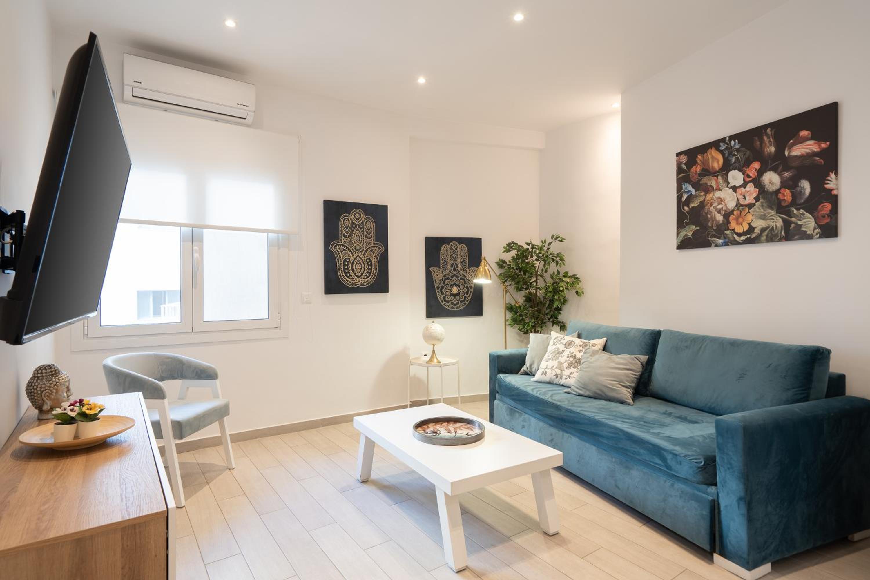 Stunning Cozy Apartment in Athens photo 3