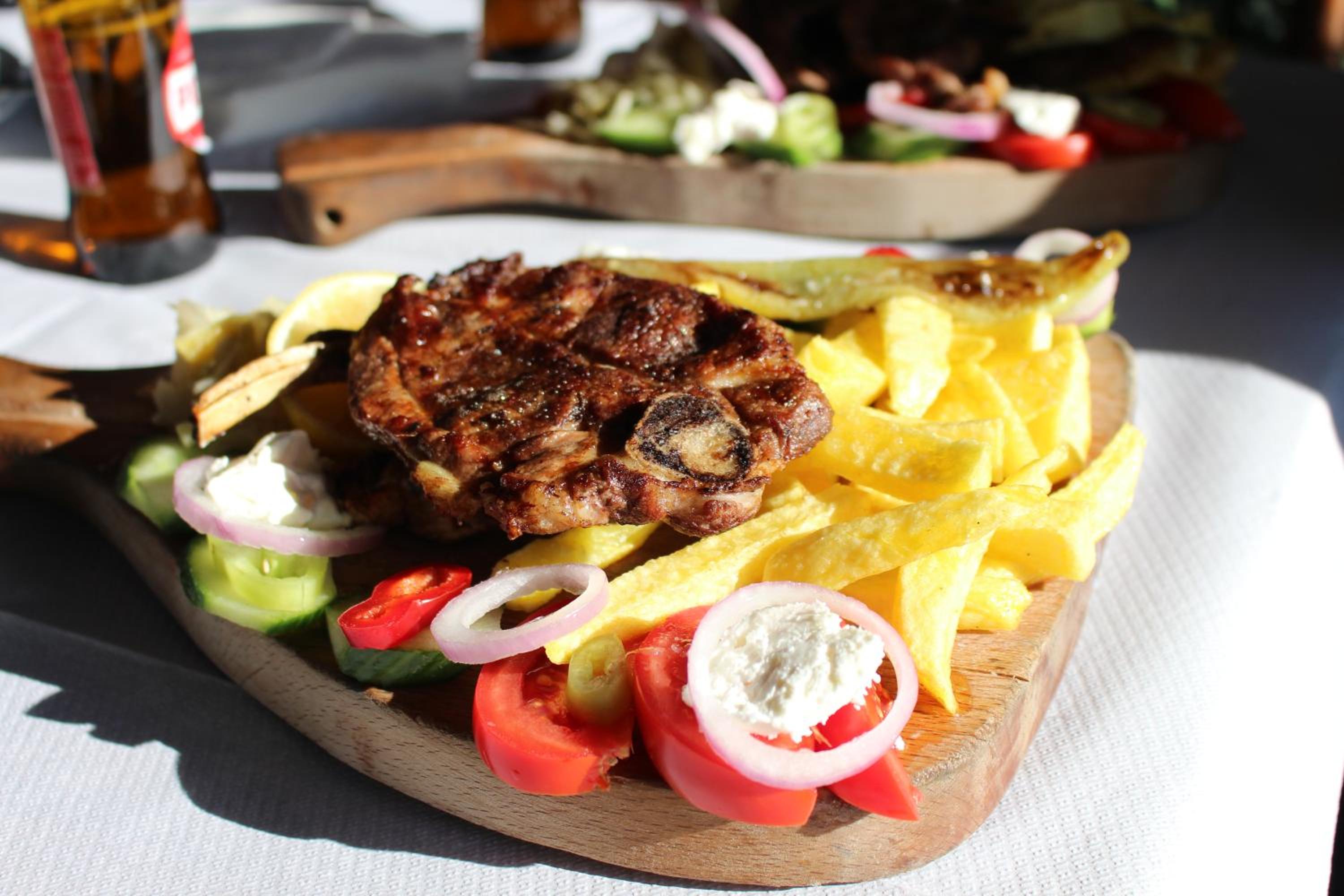 Oda Tradicionale, Bujtinë & Restorant