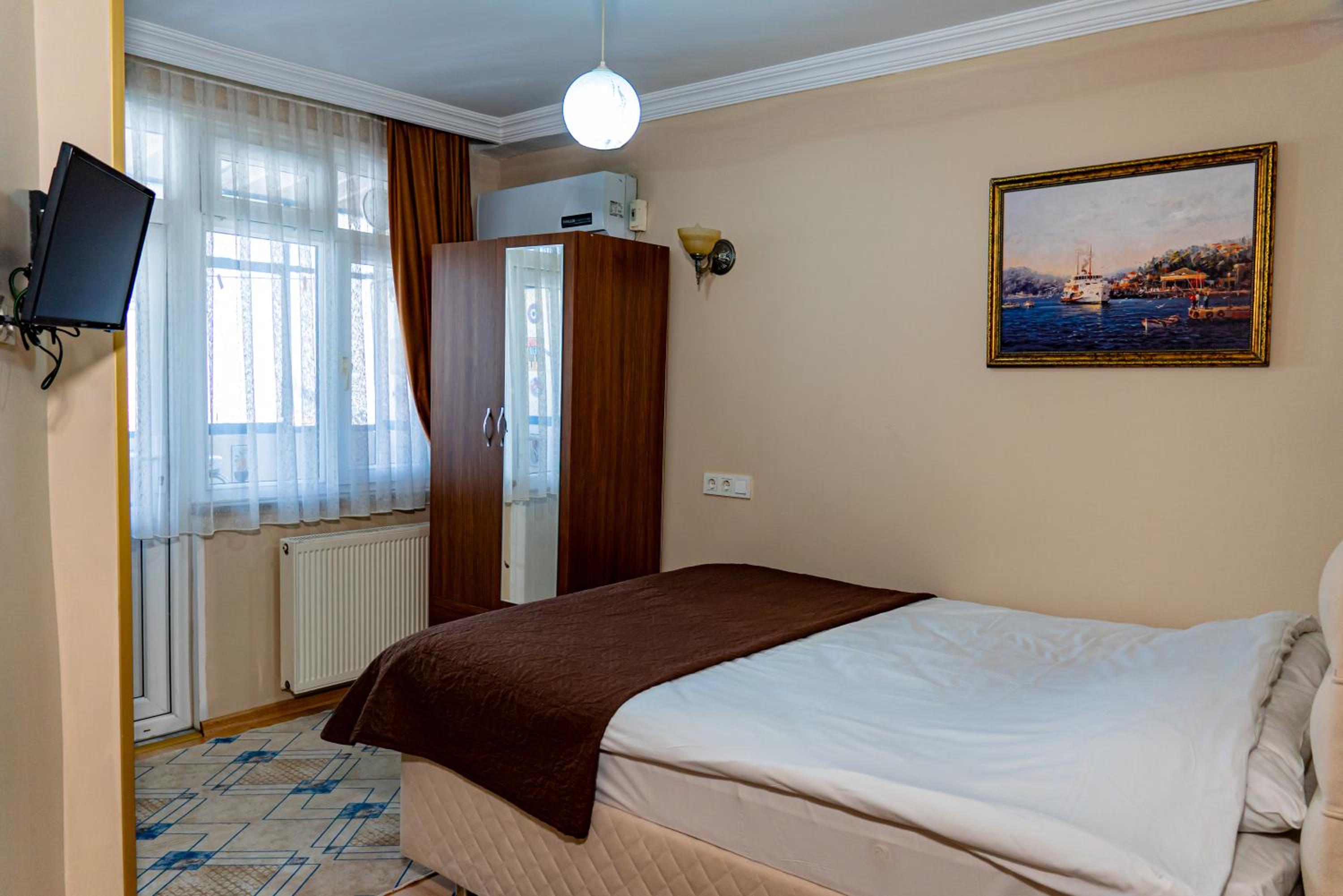 Green Life Apart Hotel