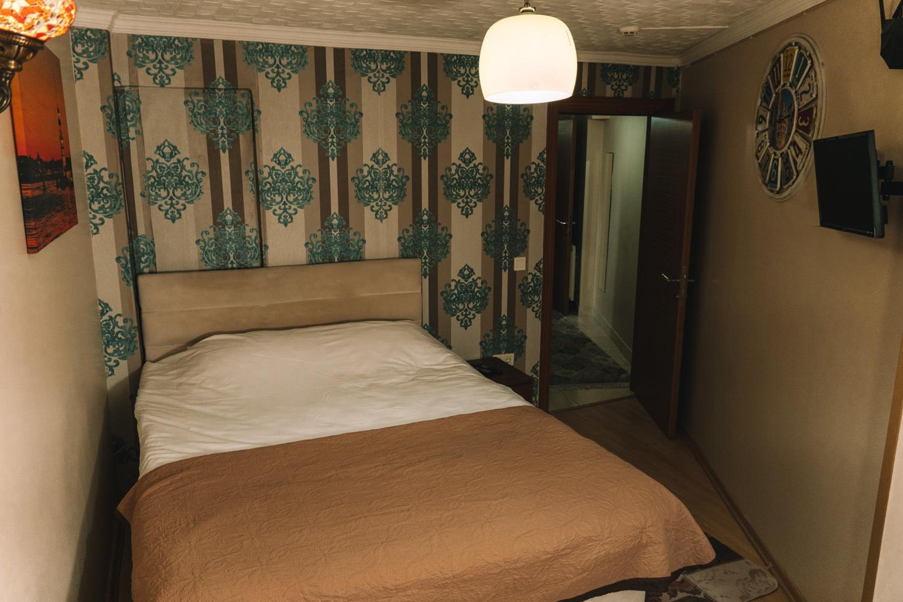 Green Life Apart Hotel