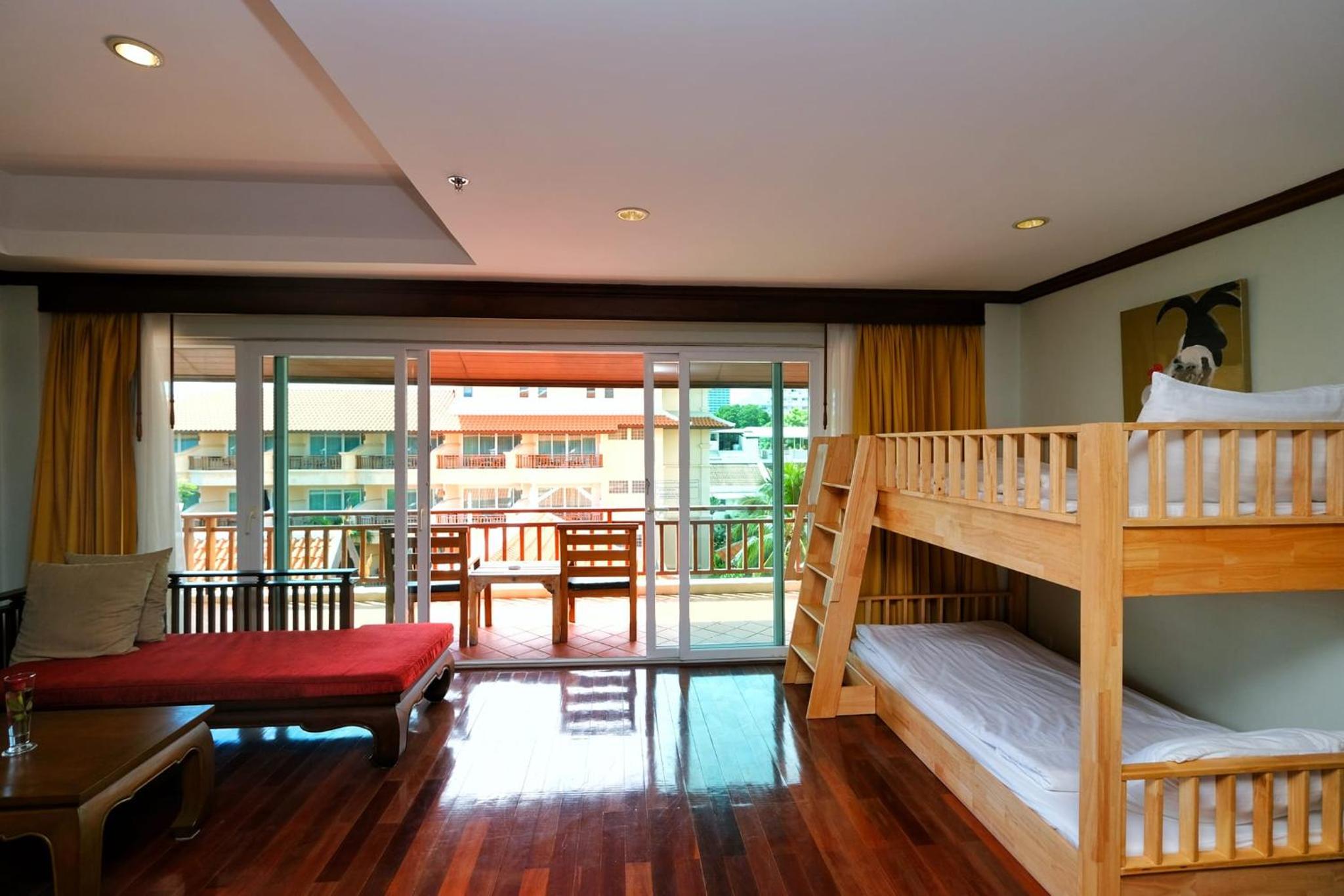 Avalon Beach Resort Pattaya