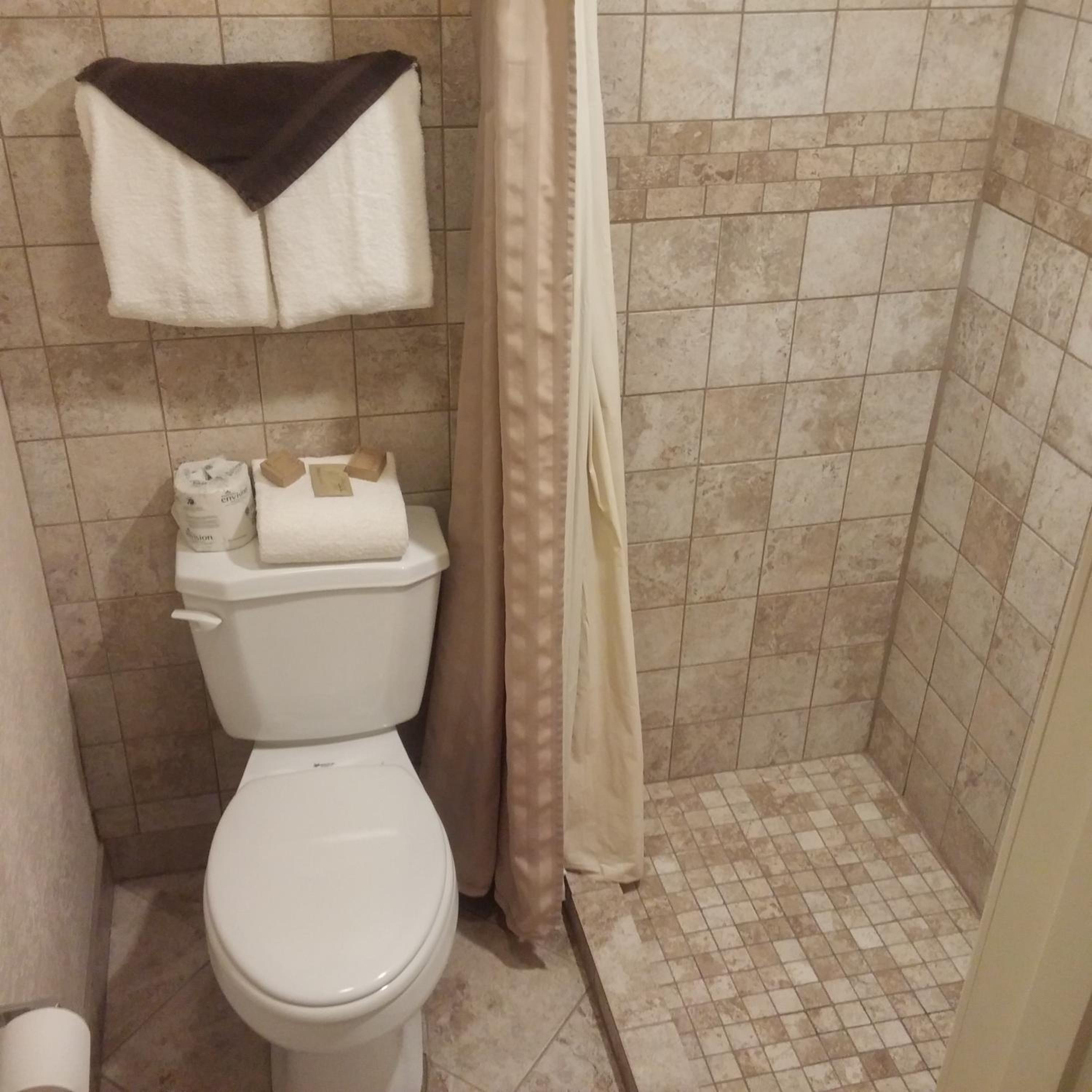 Kansas Country Inn - Property Image 23