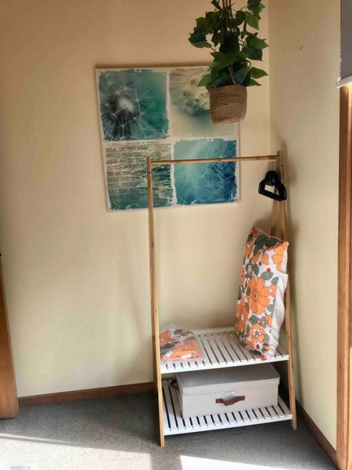Cedar Palms Pet friendly close to red rocks beach