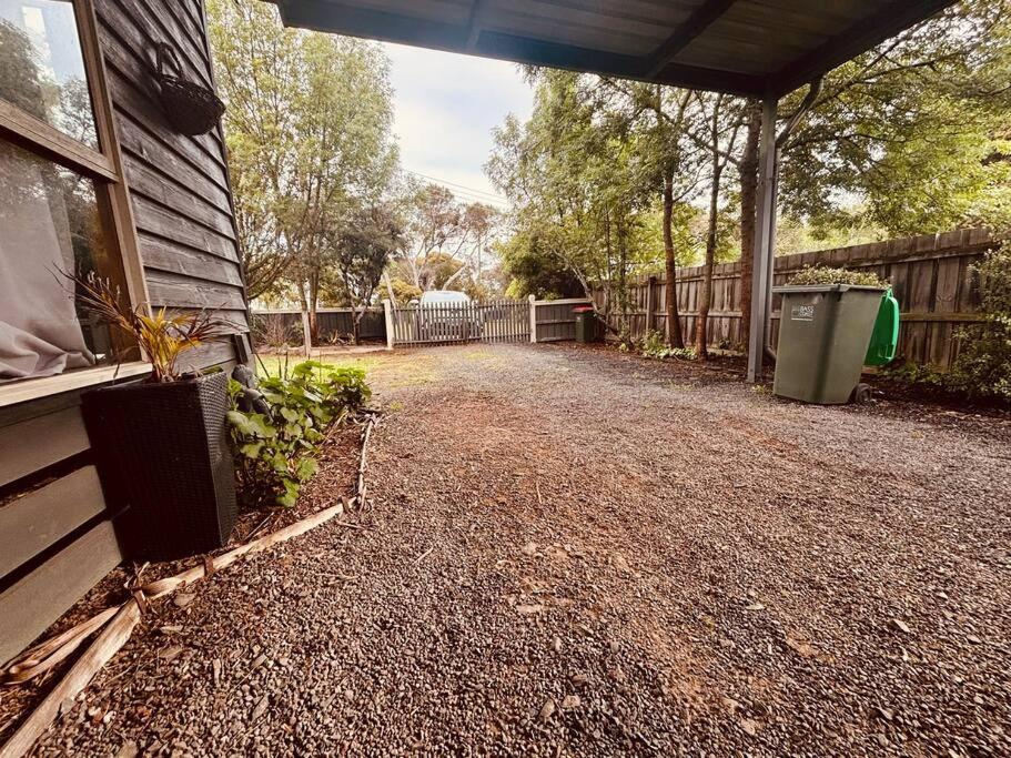 Cedar Palms Pet friendly close to red rocks beach