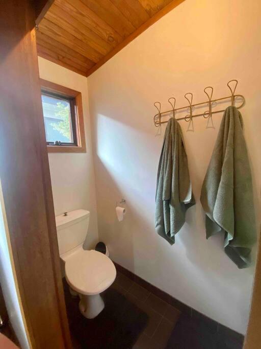 Cedar Palms Pet friendly close to red rocks beach