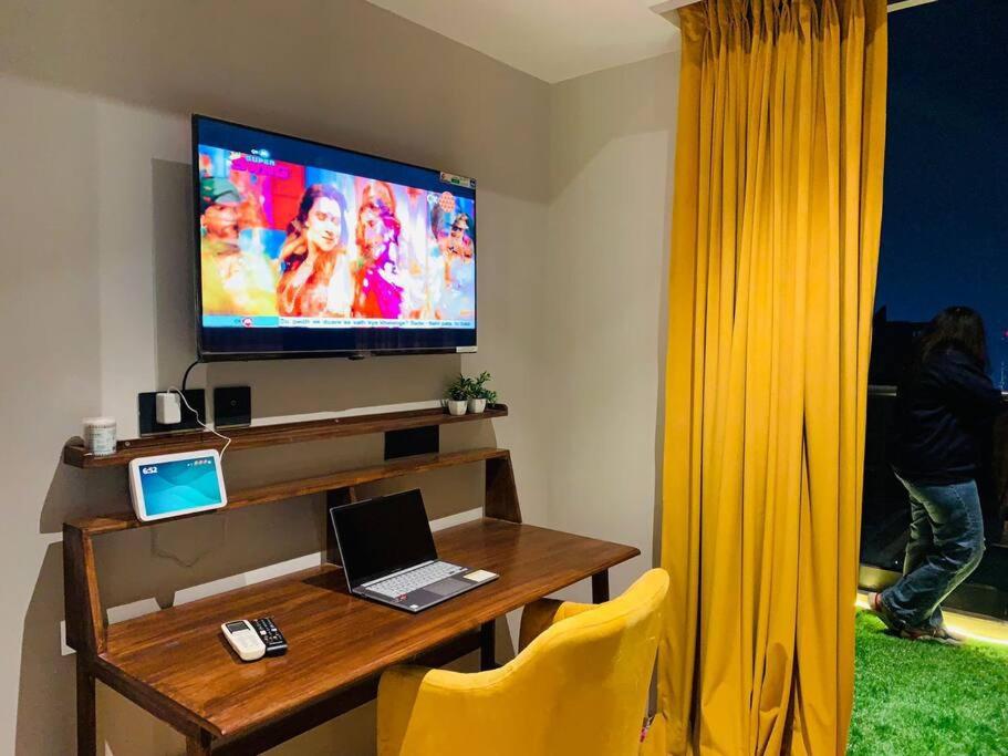 Opulent Suite 16 at Galaxy Blue Sapphire view 3