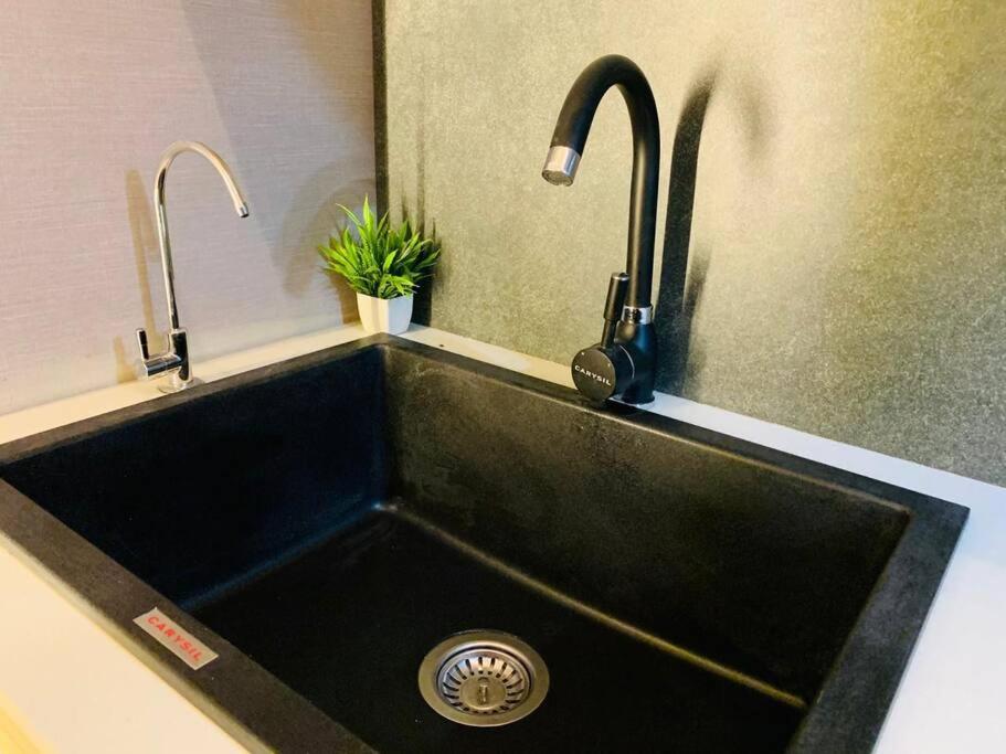 Opulent Suite 16 at Galaxy Blue Sapphire view 4