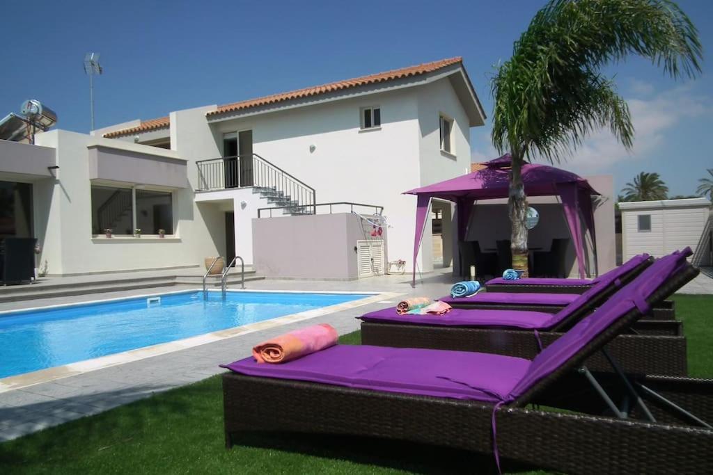 Villa Anthea-beach-private pool