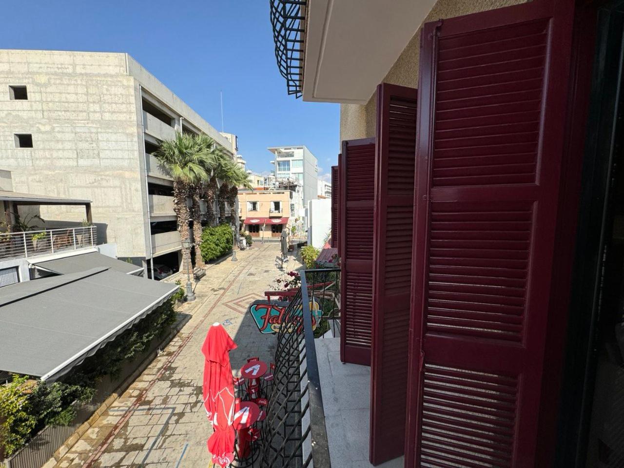 It can't be more central Larnaca