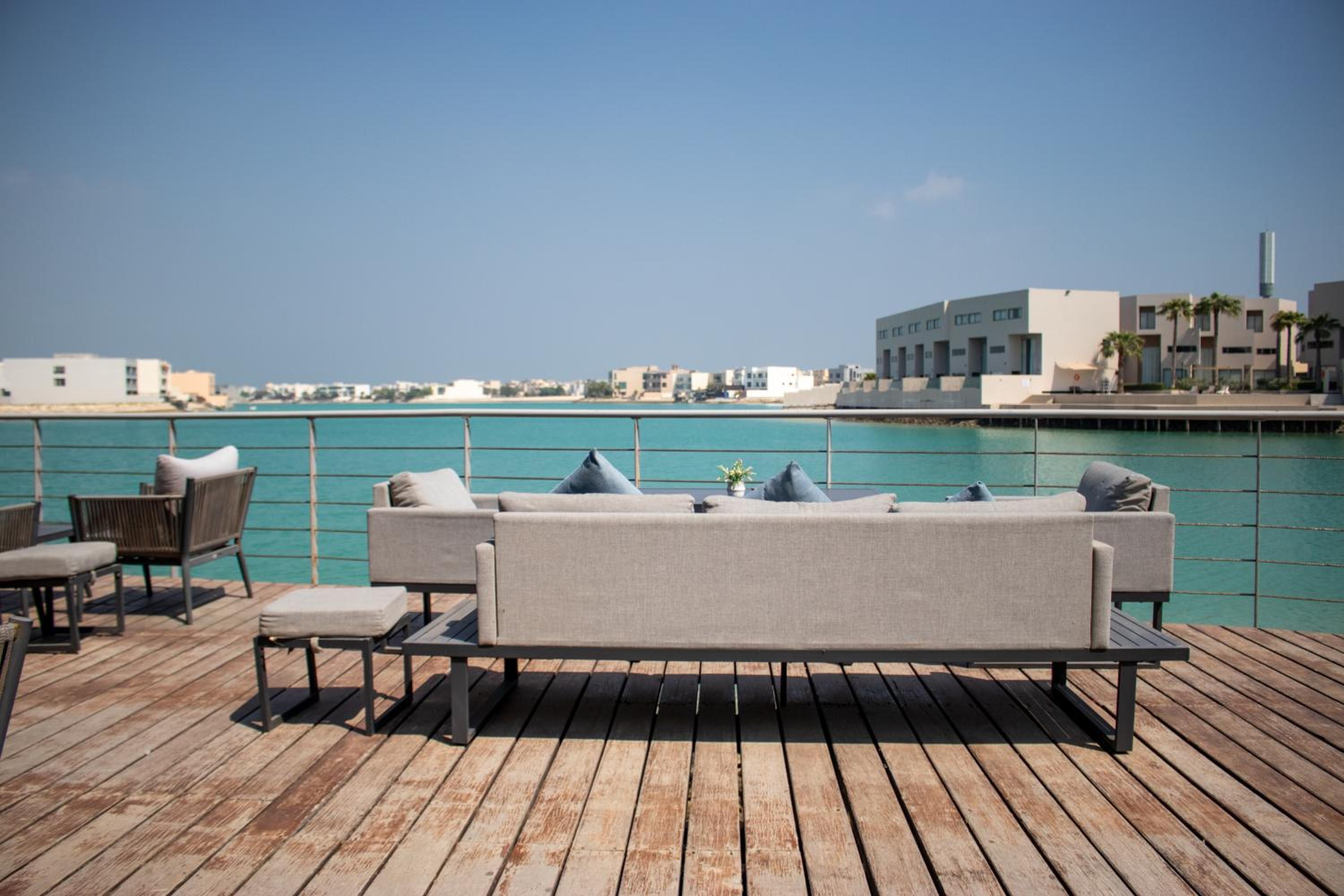 Dragon Beach Hotel