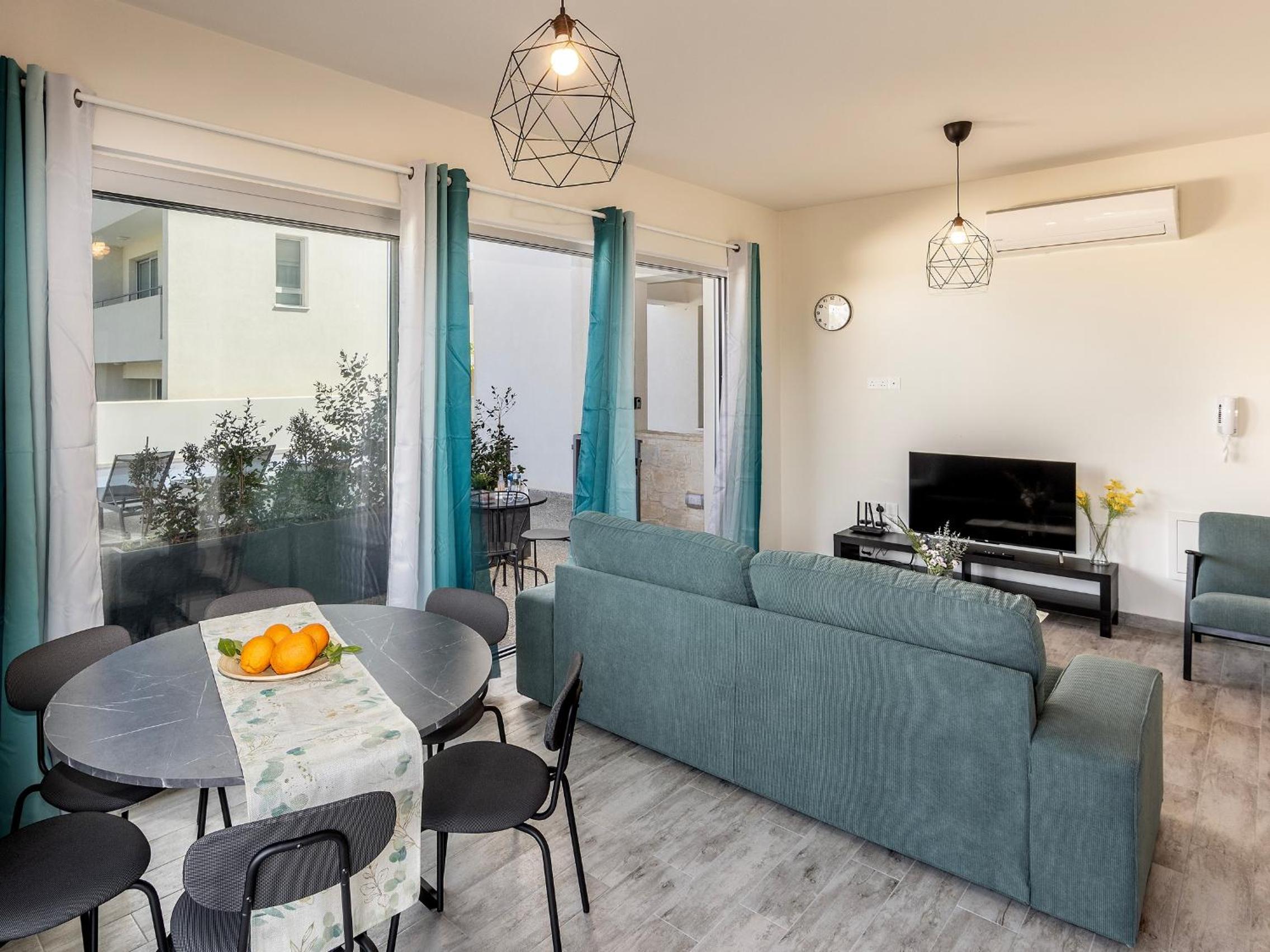Mythical Blue Apartment 004