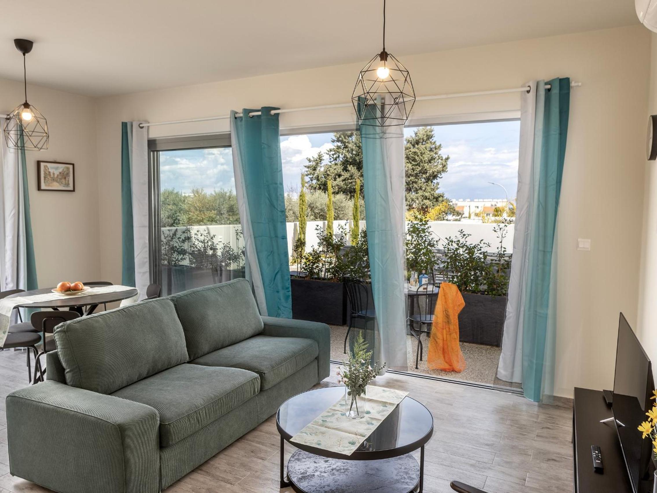 Mythical Blue Apartment 004
