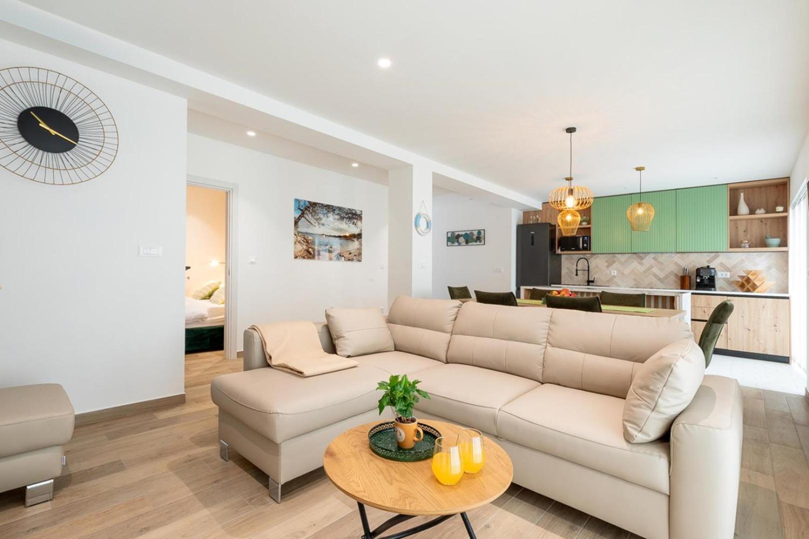 Holiday Home D. Maria with Sea View and Private Pool