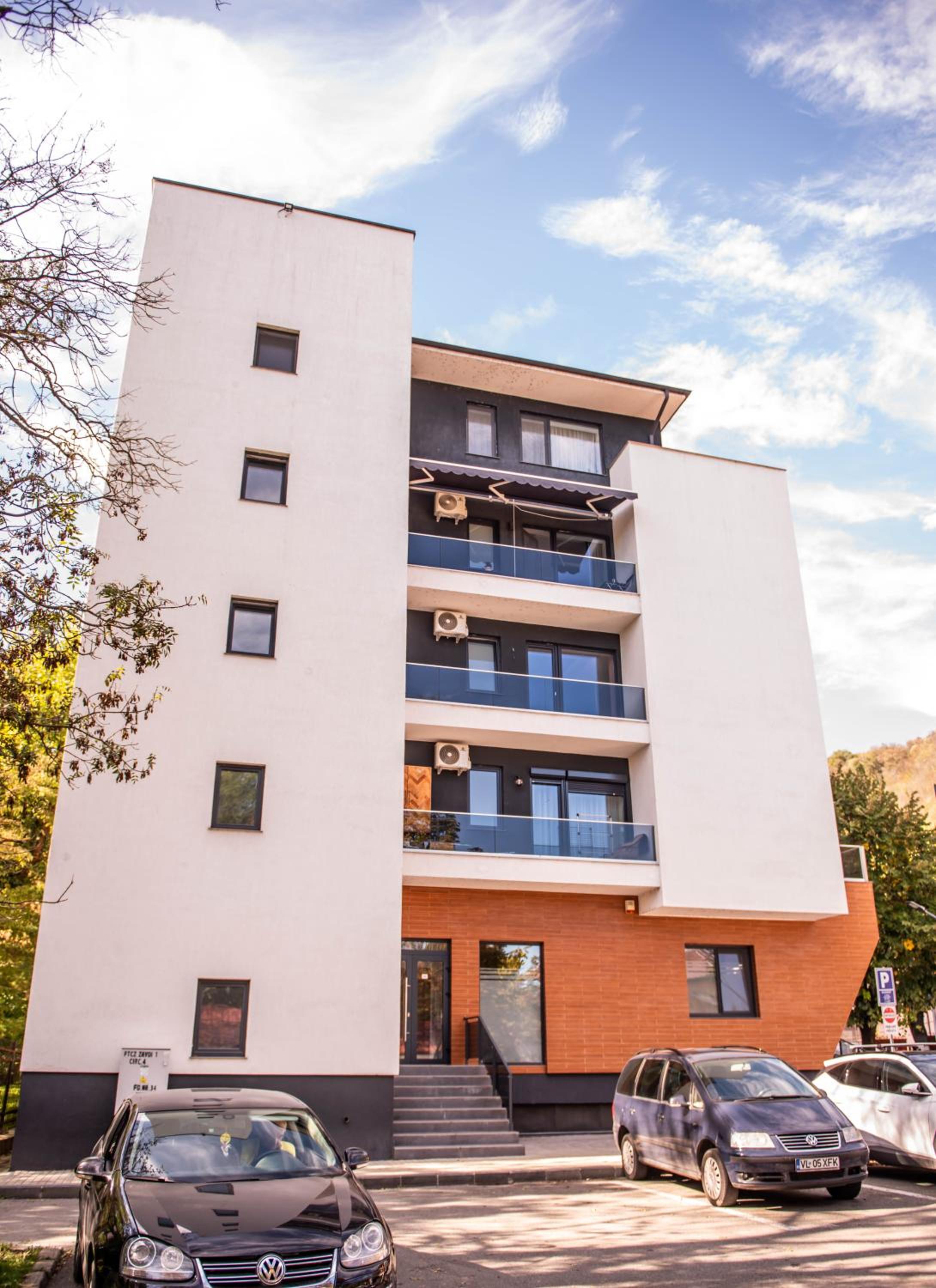 GreenTeam Apartments