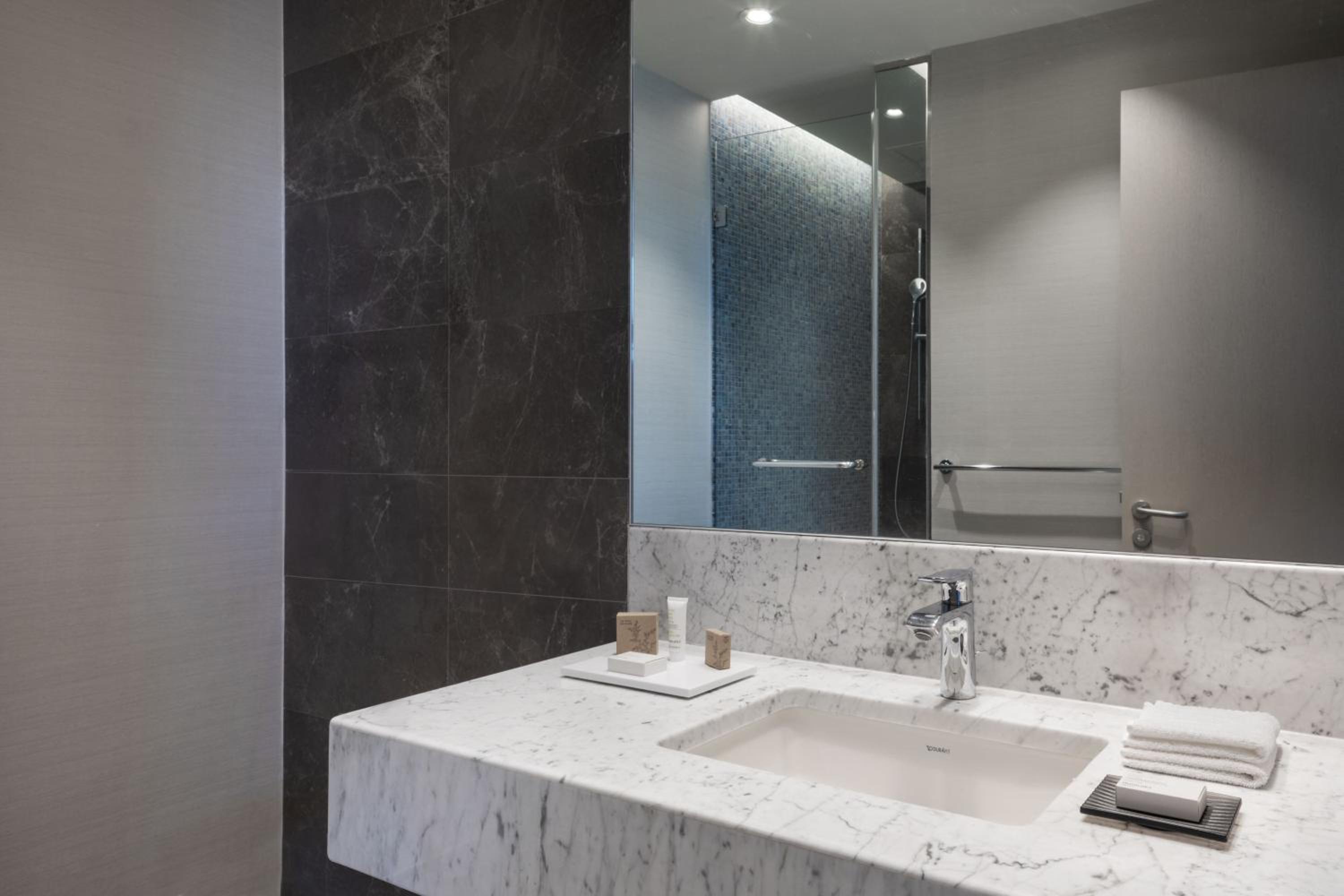 Istanbul Marriott Hotel Sisli - Image 36