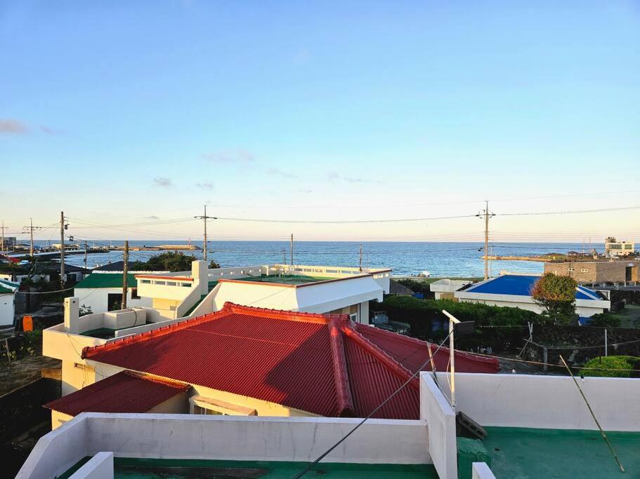 Jeju Rooftop Pyeongdae Private Pension view 2